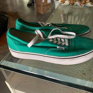 VANS Green Lace-Up 8.5